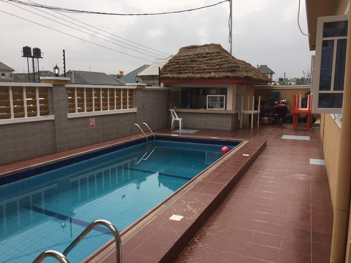Buggatti Hotel And Suit Порт Харкорт Екстериор снимка